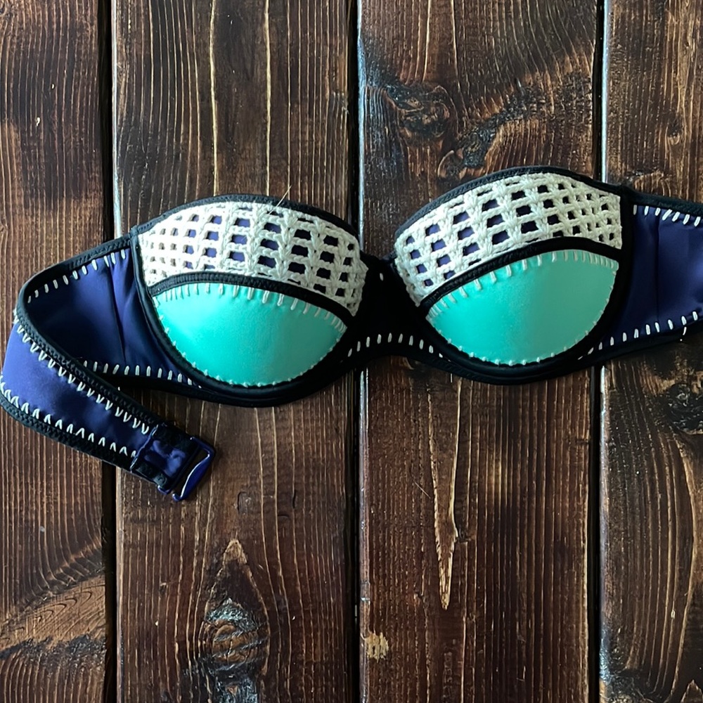 Bikini top